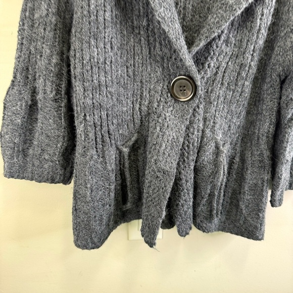 One Girl Who Womens Grey Cardigan Sweater Medium 3/4 Sleeve Knit Size Large - Picture 4 of 15